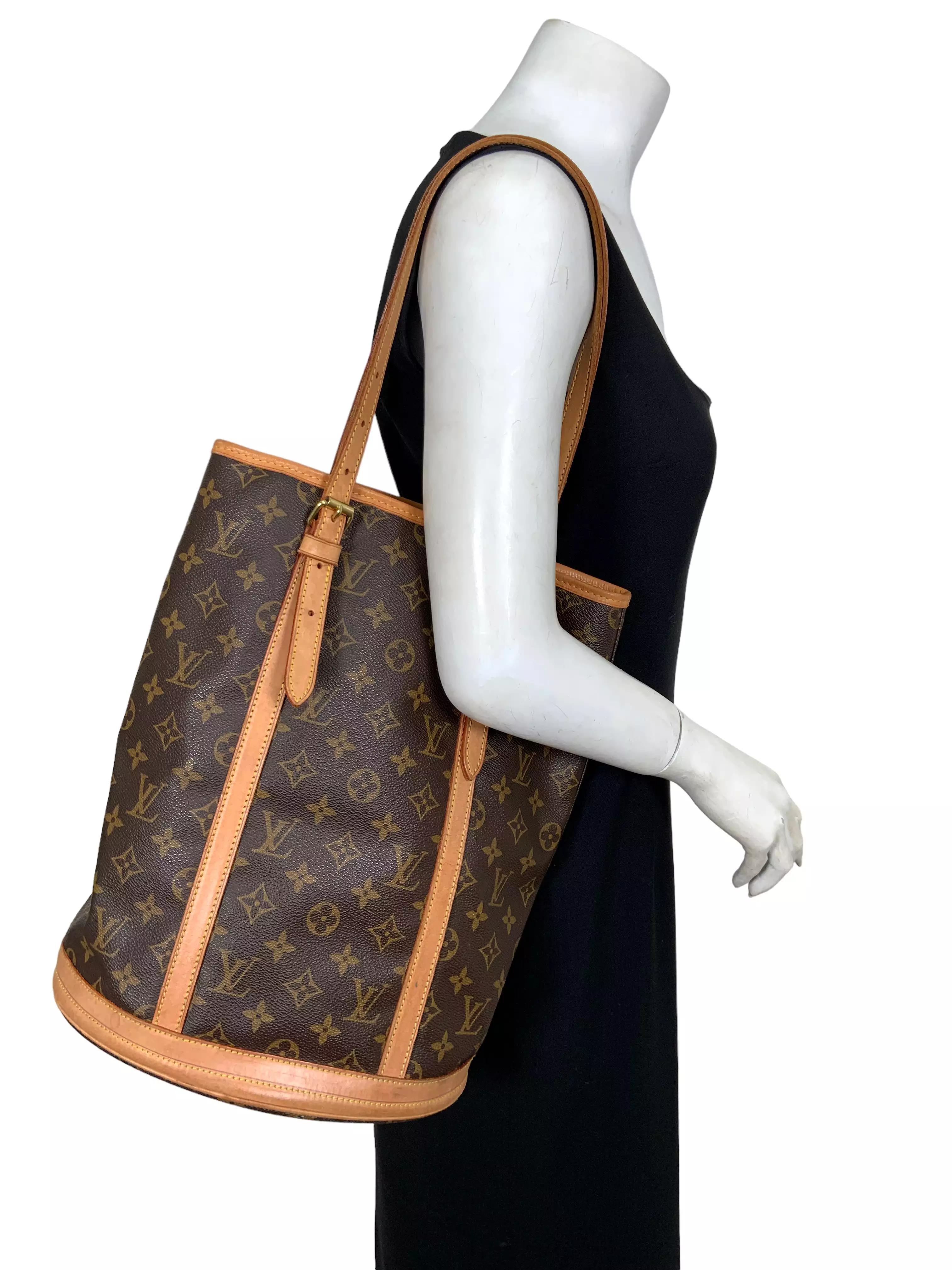 Louis Vuitton Monogram Canvas Bucket Bag GM