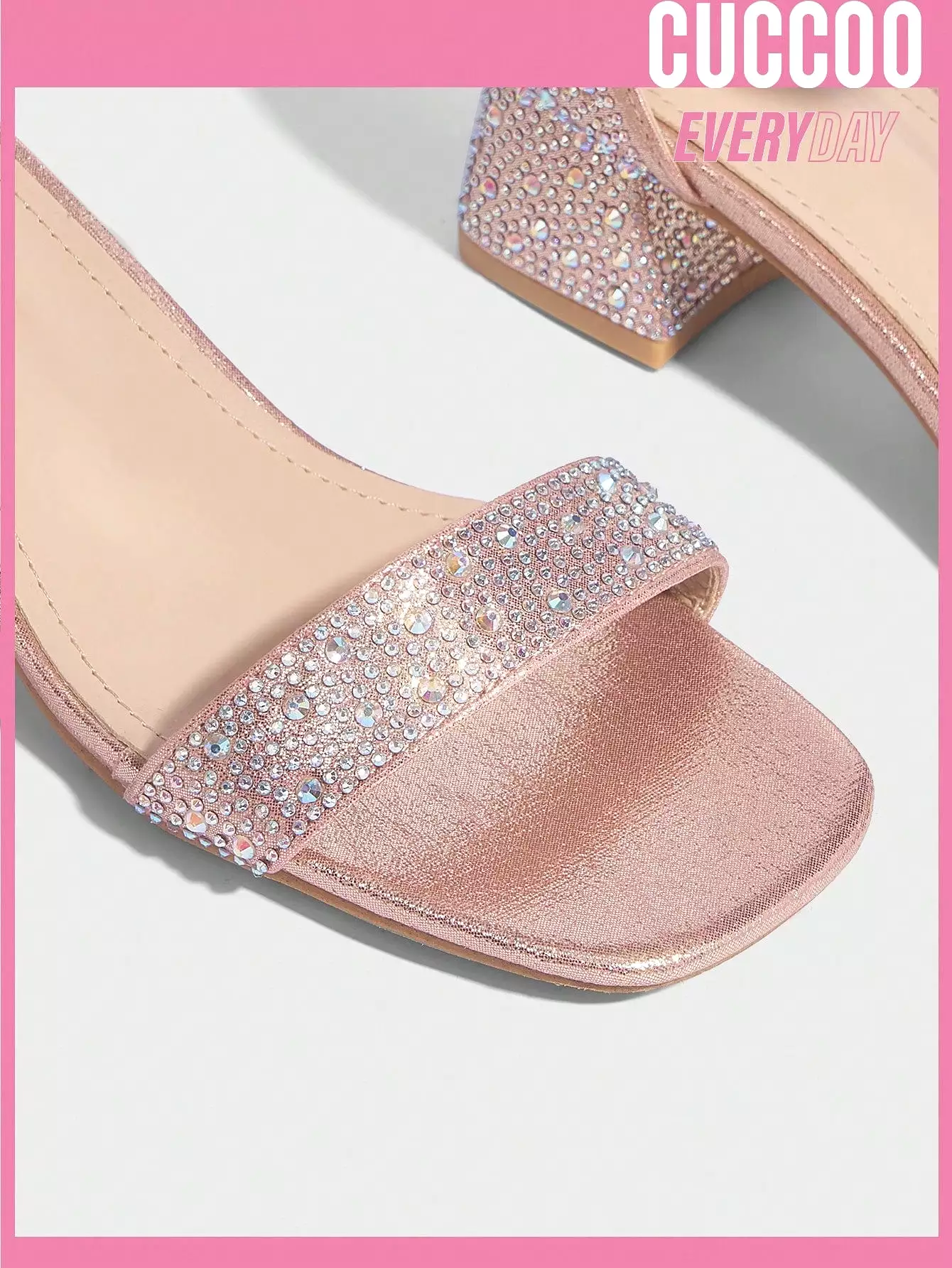 Woman Shoes Fashionable Champagne Metallic Full Diamond Classic Style Low Heel Comfortable Sandals For Spring And Summer